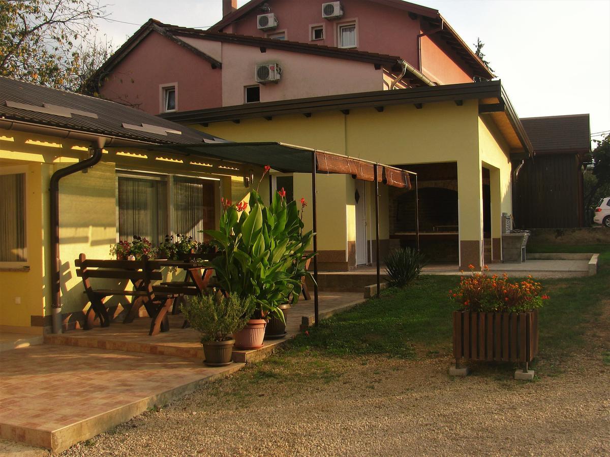 House Sekulic Hotell Grabovac  Eksteriør bilde